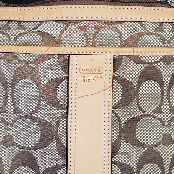 Coach Signature Canvas Crossbody - Picture 8 of 8